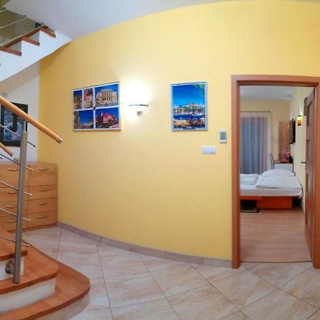 Lovely Apartment, Garden, Parking, Wifi, Netflix Πράγα Εξωτερικό φωτογραφία