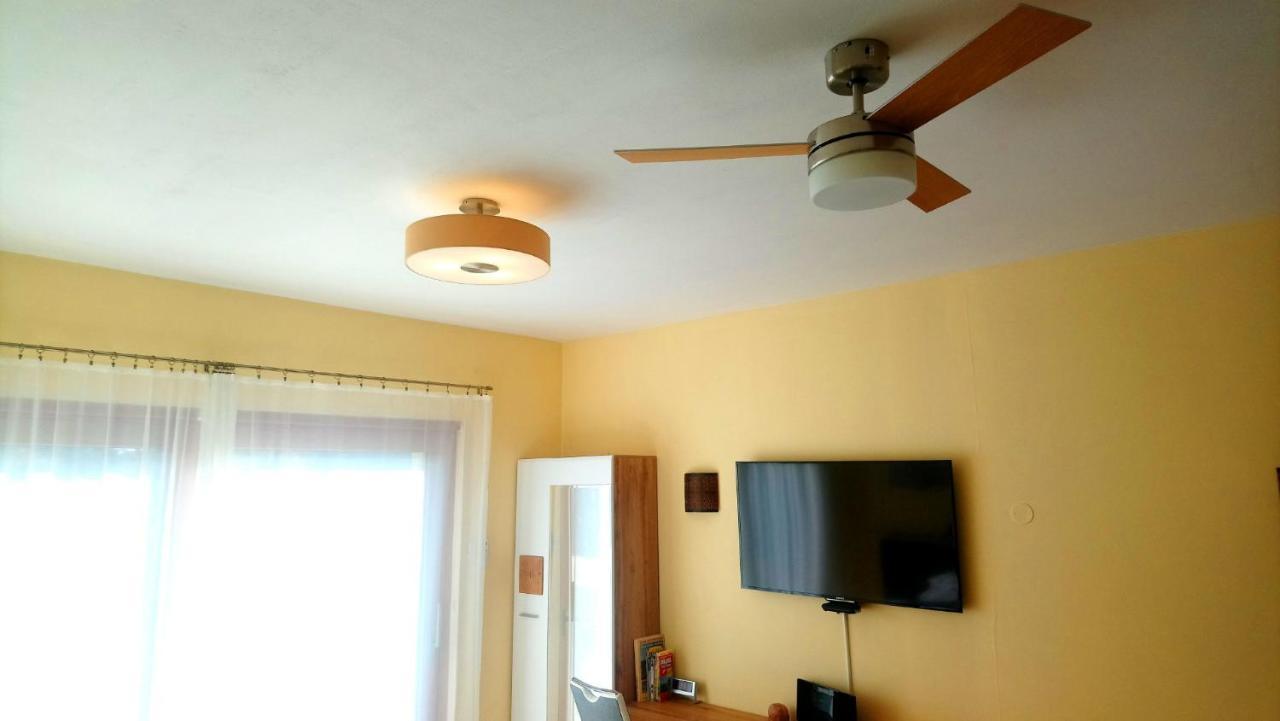 Lovely Apartment, Garden, Parking, Wifi, Netflix Πράγα Εξωτερικό φωτογραφία