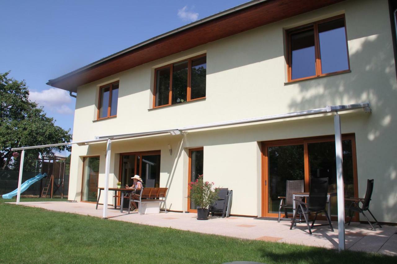 Lovely Apartment, Garden, Parking, Wifi, Netflix Πράγα Εξωτερικό φωτογραφία
